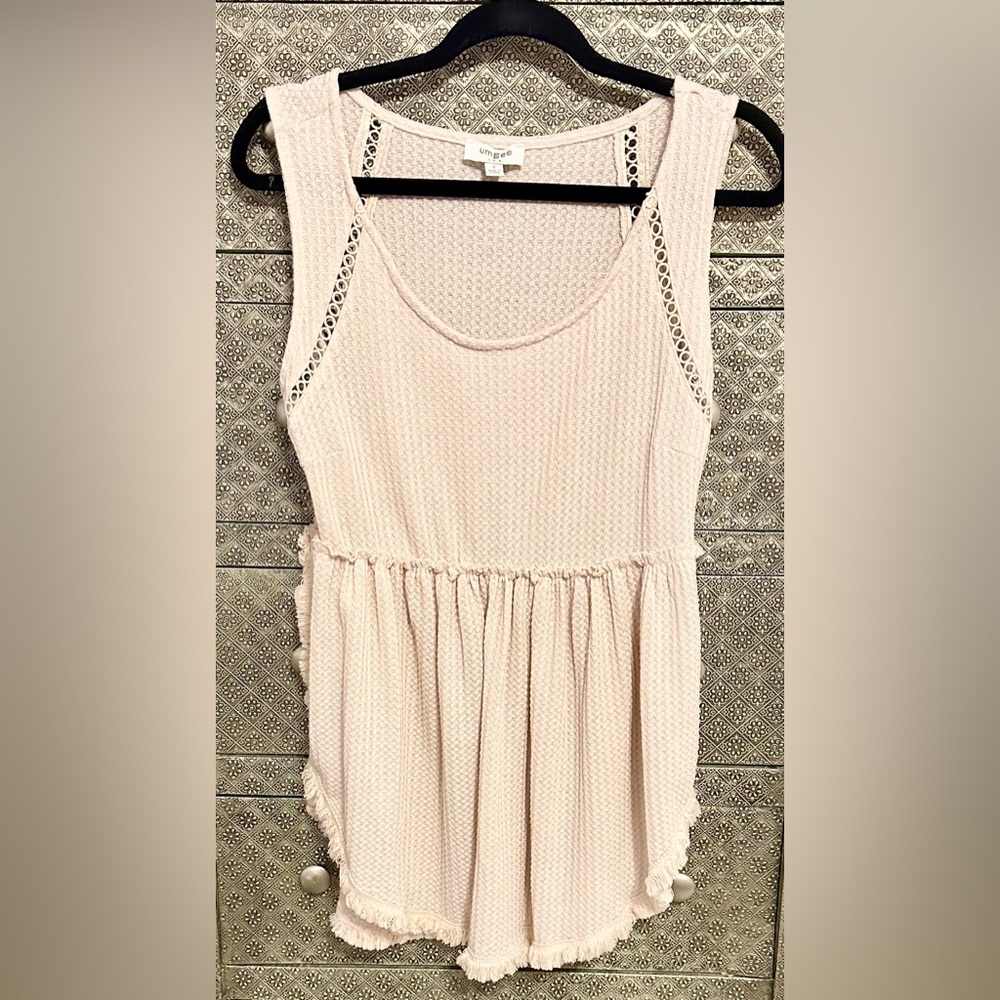 UMGEE Raw Hem Split Side Top